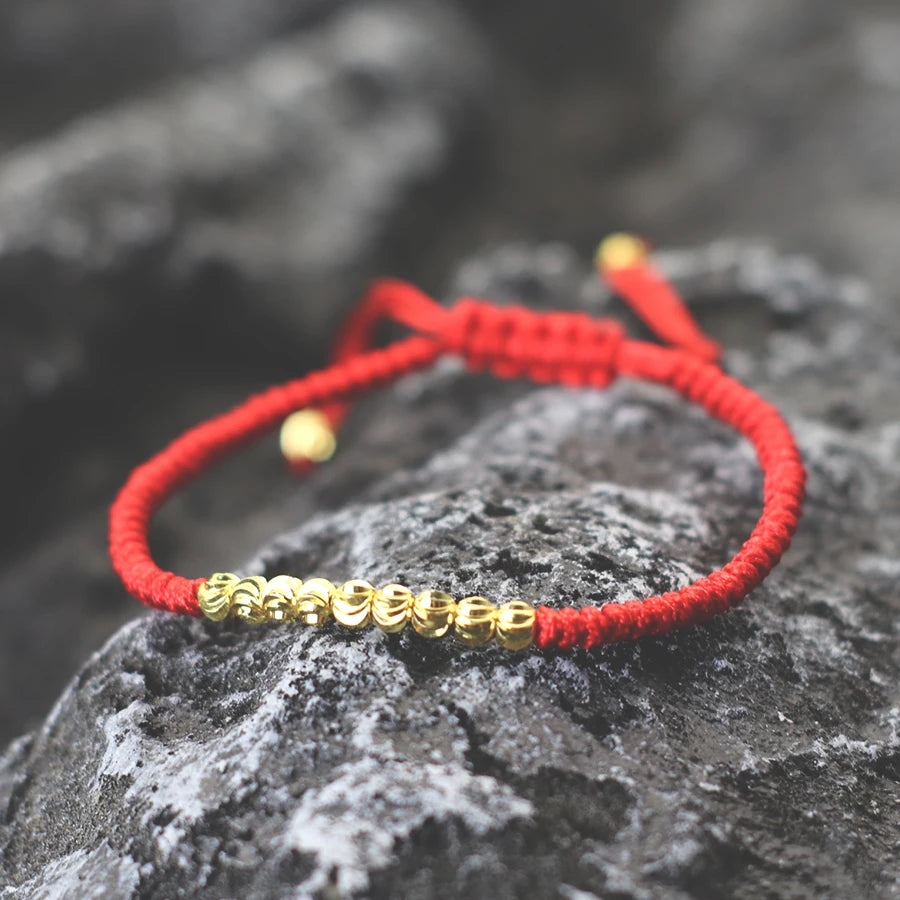 Bracelet tibétain porte-bonheur : protection, chance et énergie positive