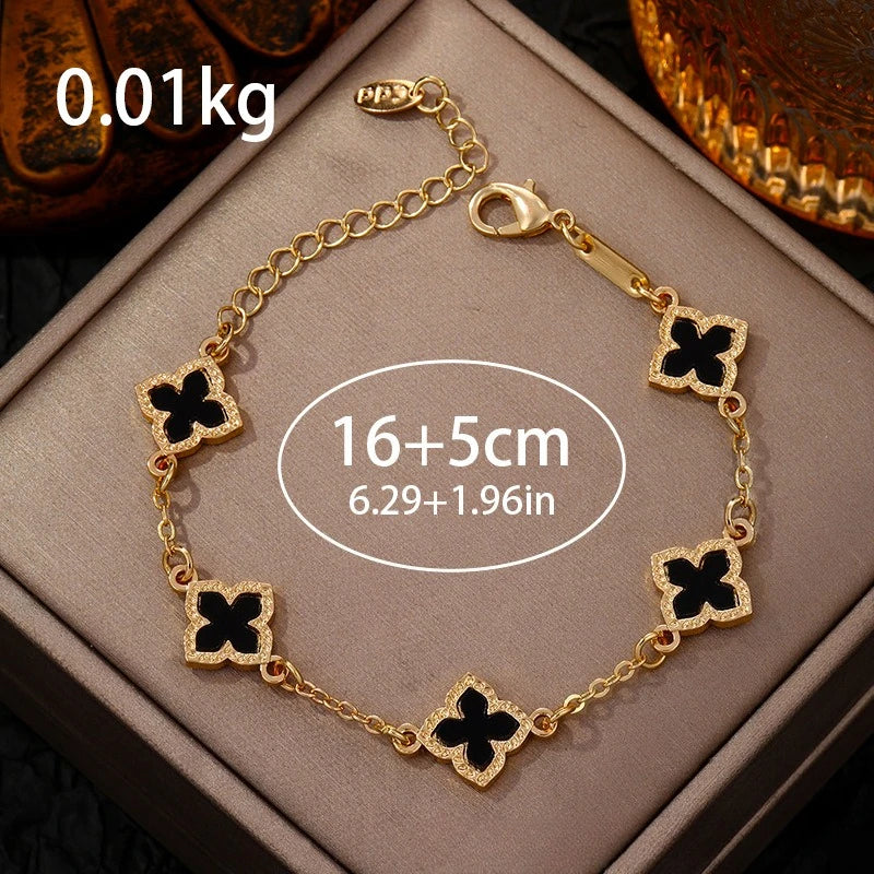 Armband met klavertjevier met parelmoereffect