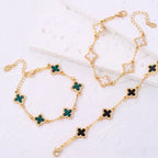 Armband met klavertjevier met parelmoereffect 