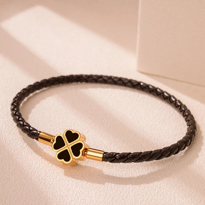 Bracelet Tressé en Cuir avec Trèfle à 4 Feuilles marron