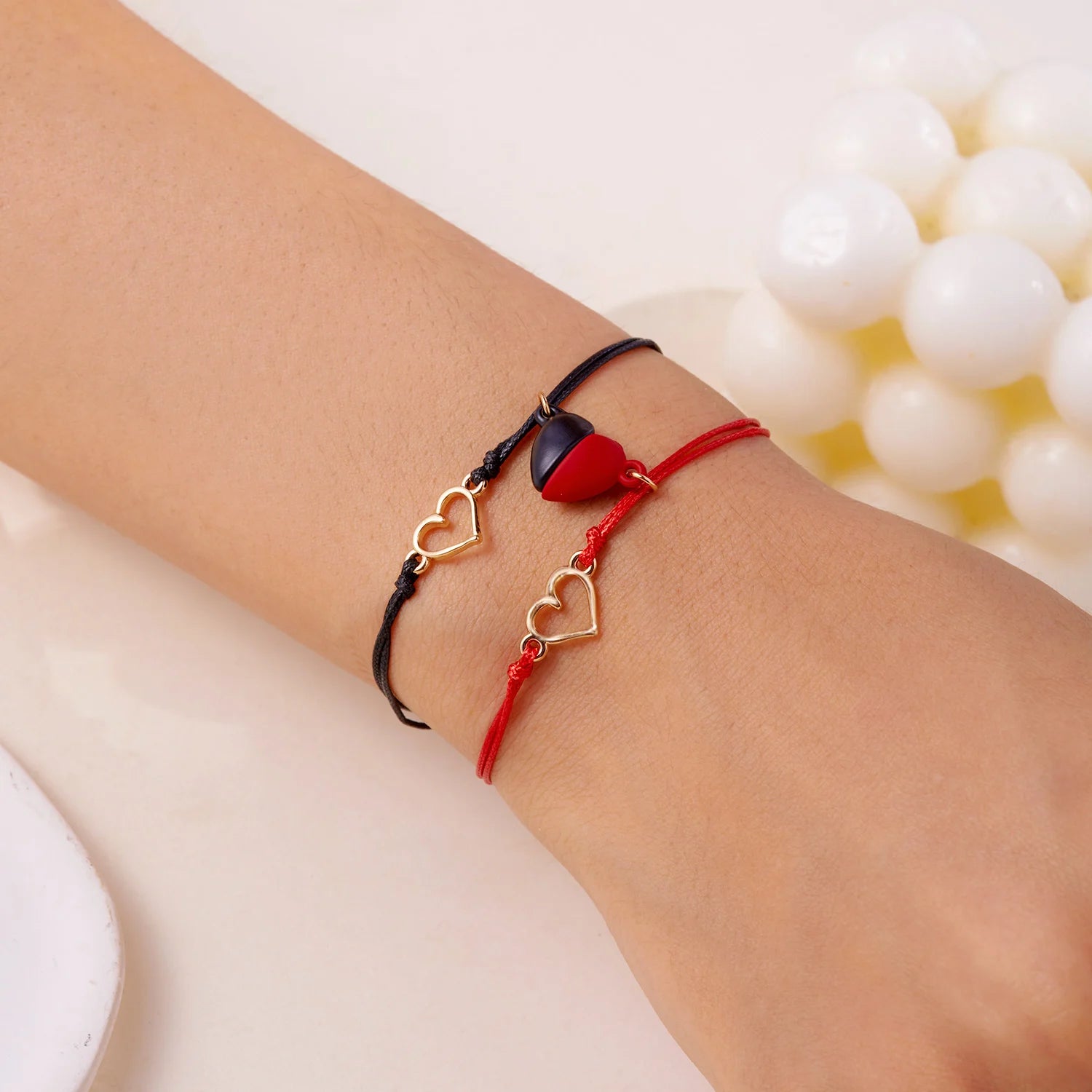 Bracelets pour Couples Gourmette Magnétique Coeur et Electrocardiogramme rouge et noir