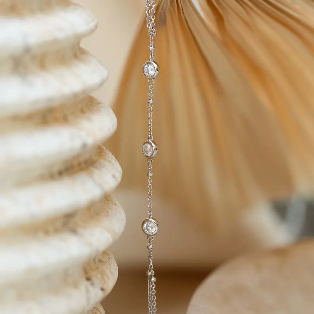 Hand- en vingerketting met zirkonia's - handarmband voor dames zilver