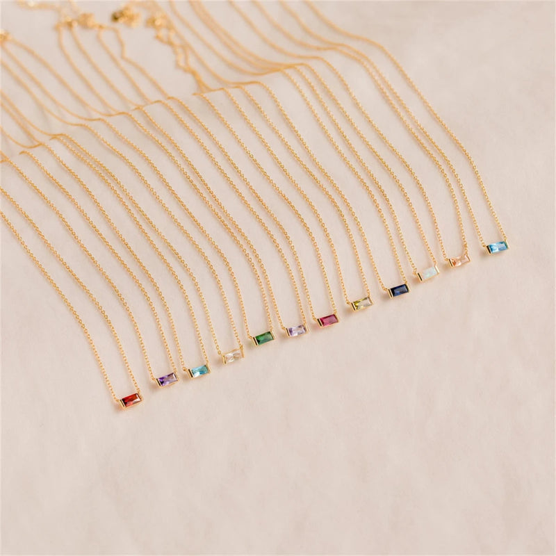 Collier avec Fin Pendentif Coloré Pierre de Naissance