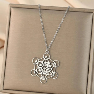Collier avec Grand Pendentif Cube de Métatron argent