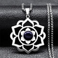 Collier avec Joli Pendentif Fleur de Lotus 