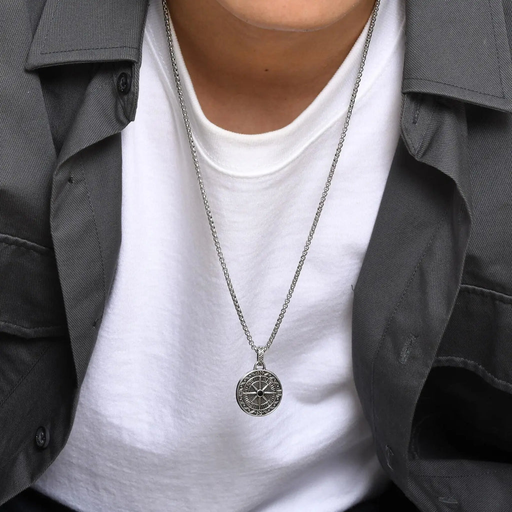 Collier avec Pendentif Boussole Nautique Rose des Vents