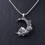 Collier avec Pendentif Croissant de Lune et Tête de Mort