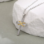 Ketting met hanger in de vorm van een kruis en tweekleurig oneindigheidssymbool
