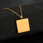 Ketting met hanger van Joodse gebeden in Hebreeuwse letters Ana b'Koach