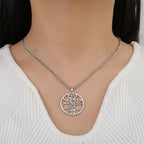 Halsketting met hanger in Hebreeuwse letters, Chai en de Davidster, joodse symbolen in zilver