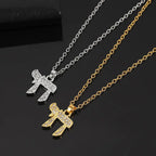 Ketting met strass hanger van het Joodse levenssymbool Chai in zilver