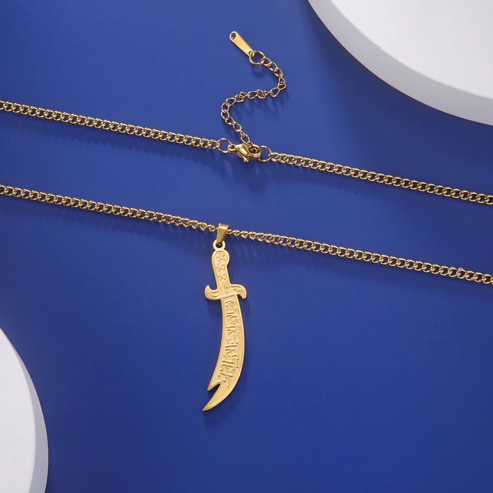 Ketting met <span data-glossary-id="epée d'Ali Zulfikar">Ali Zulfikar-zwaard</span> Arabisch islamitisch moslim goud