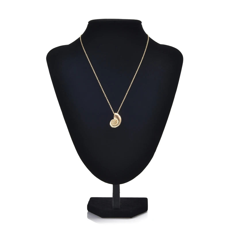Collier avec Pendentif Coquillage Escargot pour Homme or