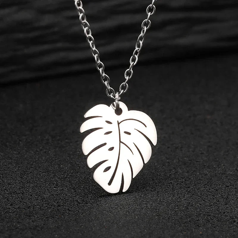 Collier avec Pendentif Feuille de Palmier argent