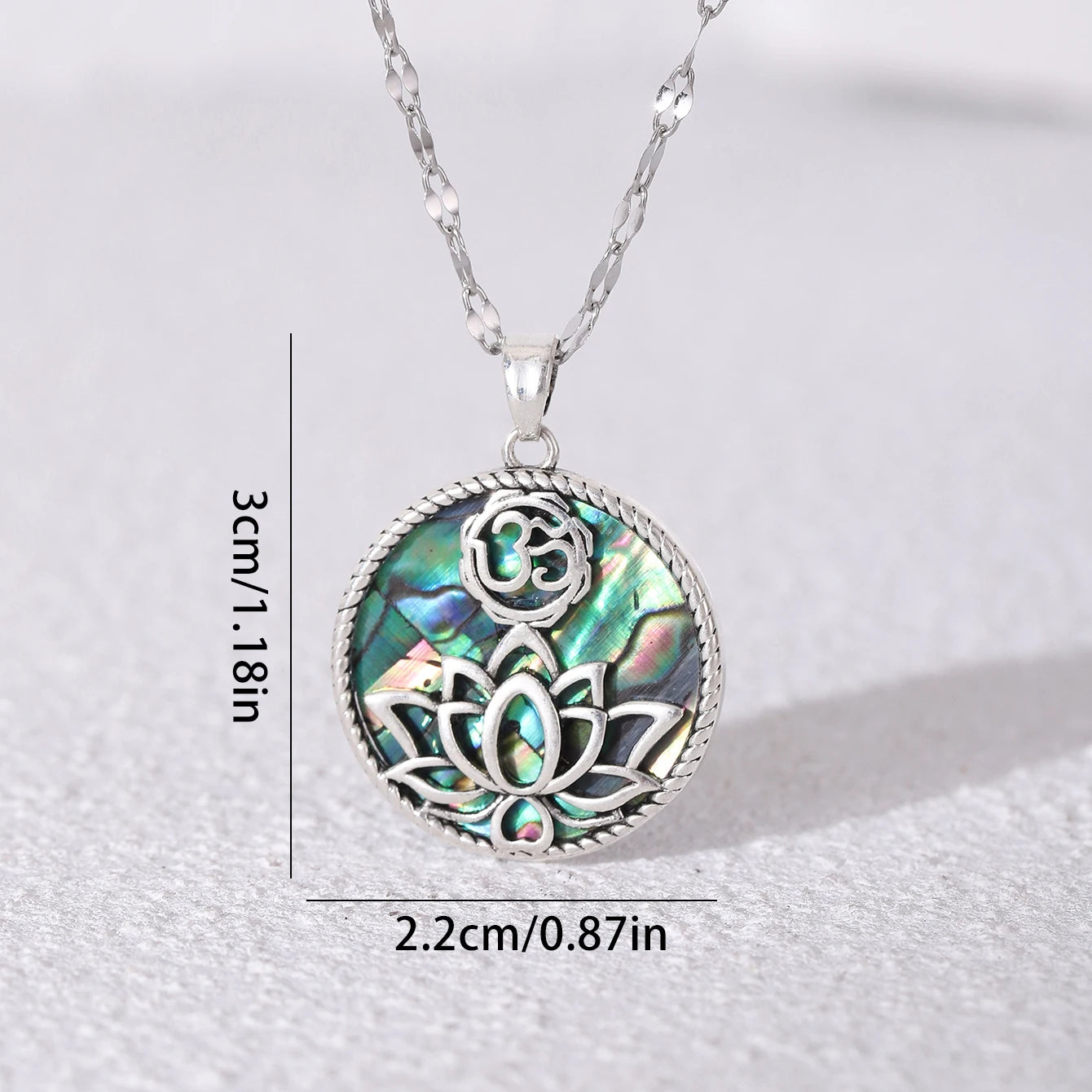 Collier avec Pendentif Fleur de Lotus