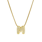 Halsketting met initialenhanger van strass m