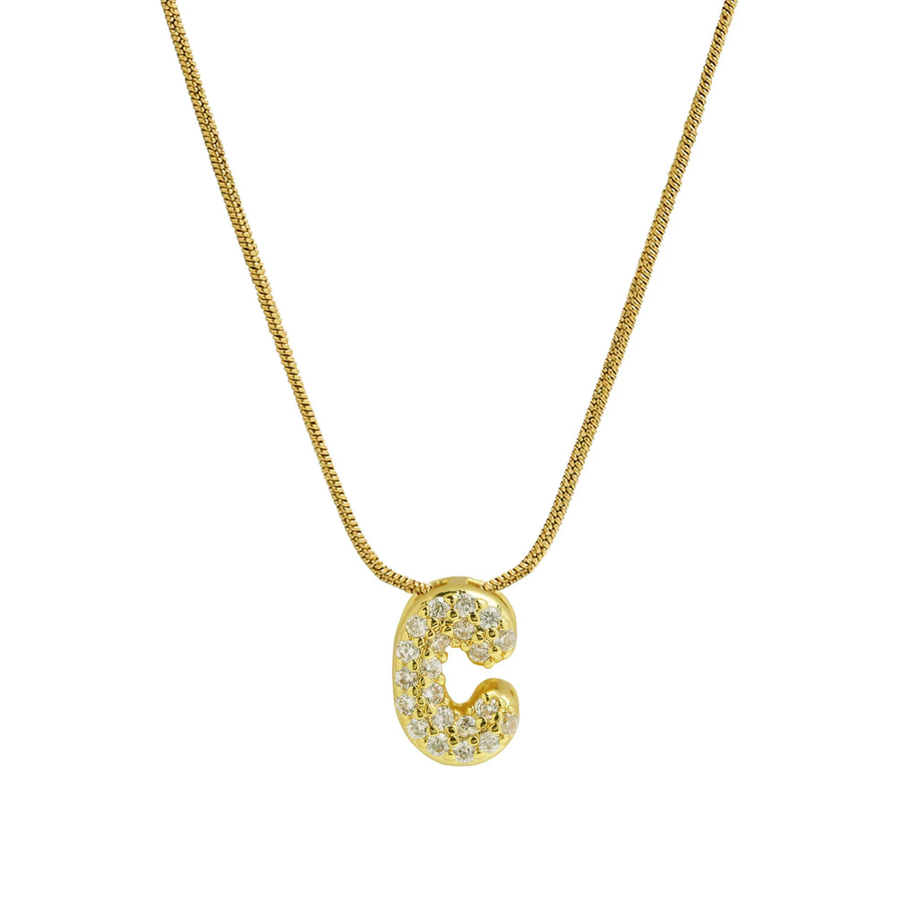 Halsketting met initialenhanger van strass c