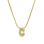 Halsketting met initialenhanger van strass c