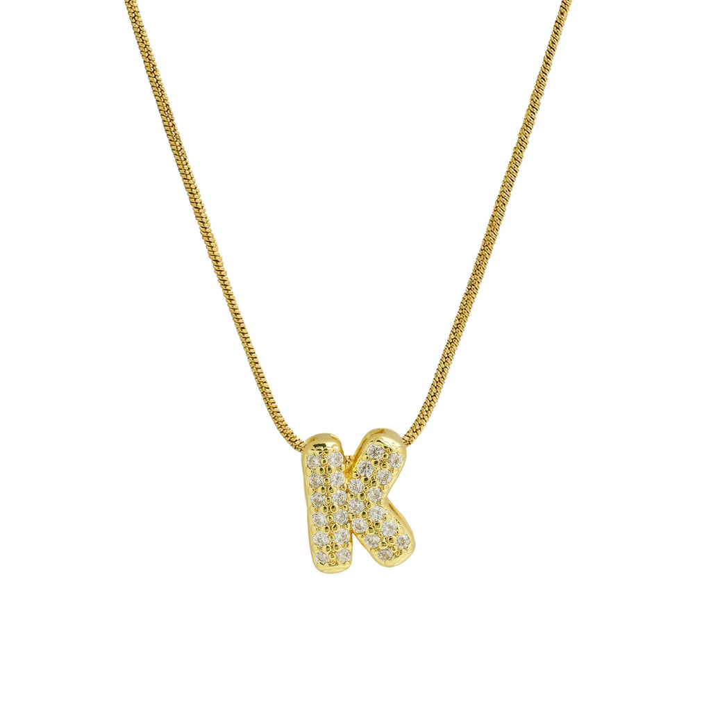Halsketting met initialenhanger van strass k