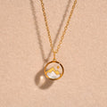 Collier avec Pendentif Montagne et Lune