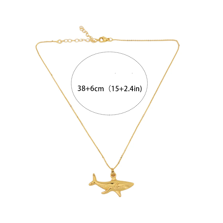 Ketting met gouden haaienhanger
