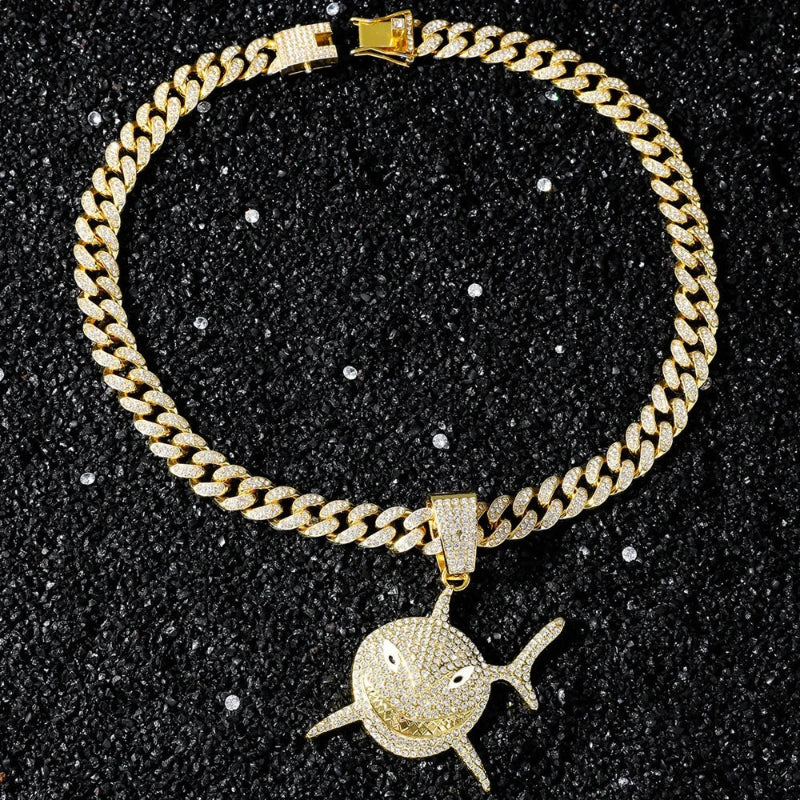 Collier avec Pendentif Requin en Strass or