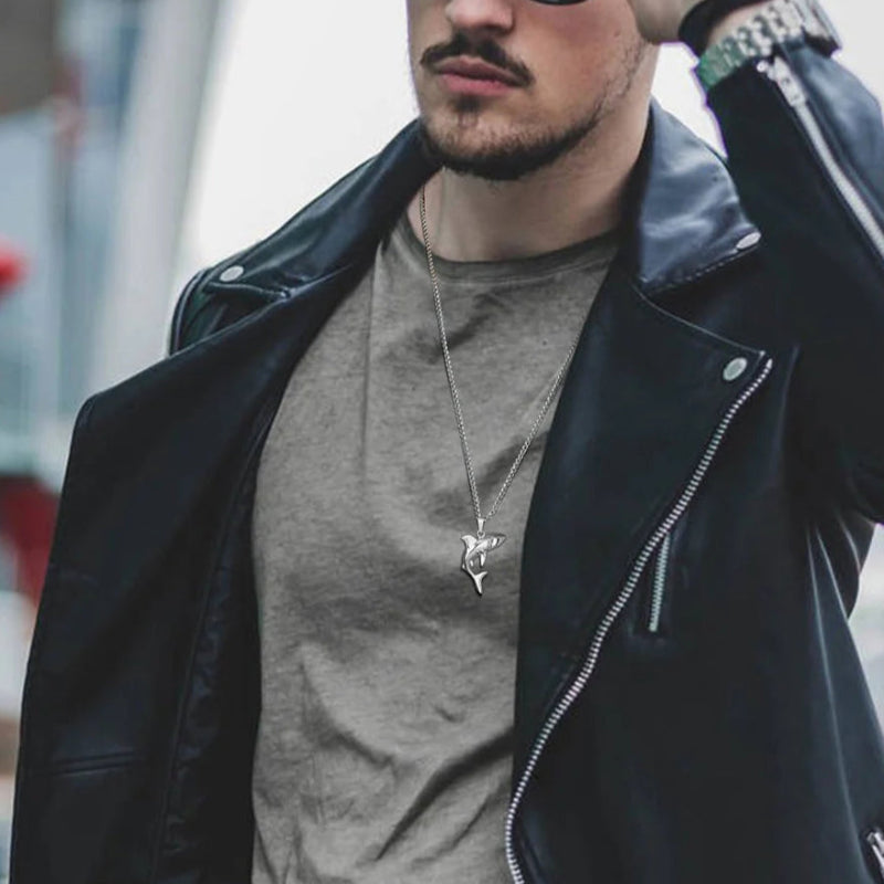 Collier avec Pendentif Requin pour Homme argent