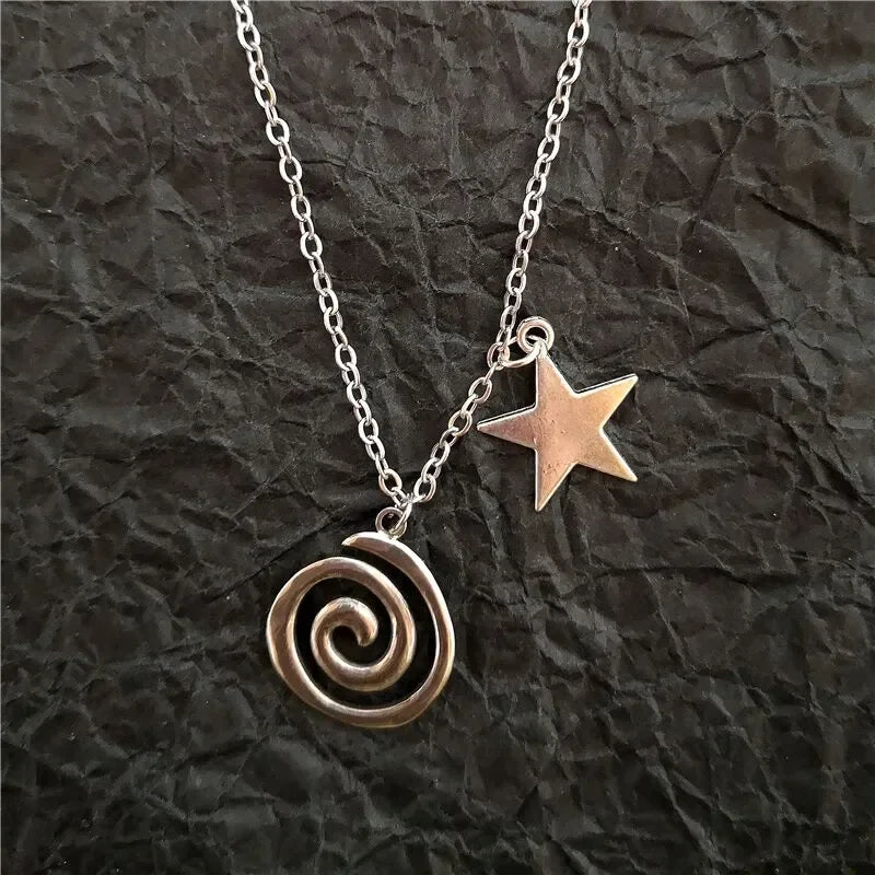 Ketting met spiraalhanger en kleine ster