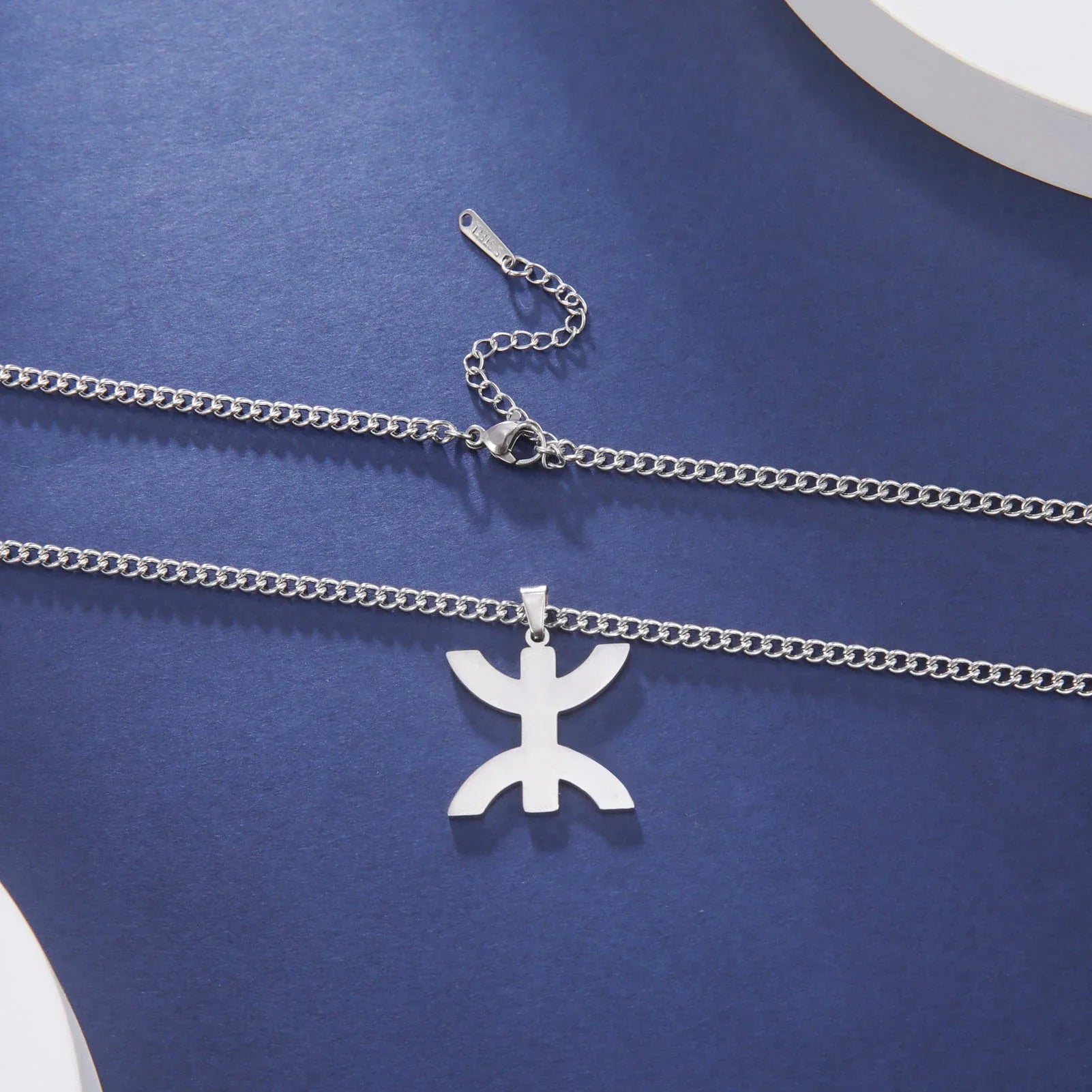 Halsketting met symbolische Berberse "yaz" Arabische hanger voor dames zilver