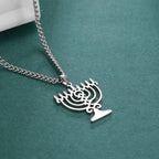 Ketting met symbolische Joodse Menorah hanger