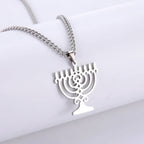 Ketting met symbolische Joodse Menorah hanger