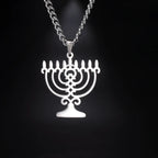 Ketting met symbolische Joodse Menorah hanger