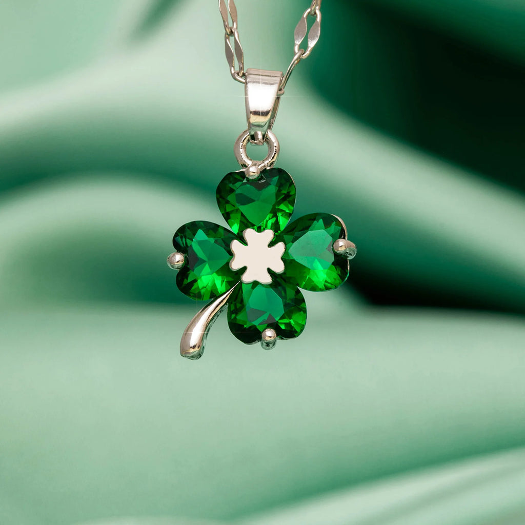 Collier avec Pendentif Trèfle à 4 Feuilles Coloré argent et vert