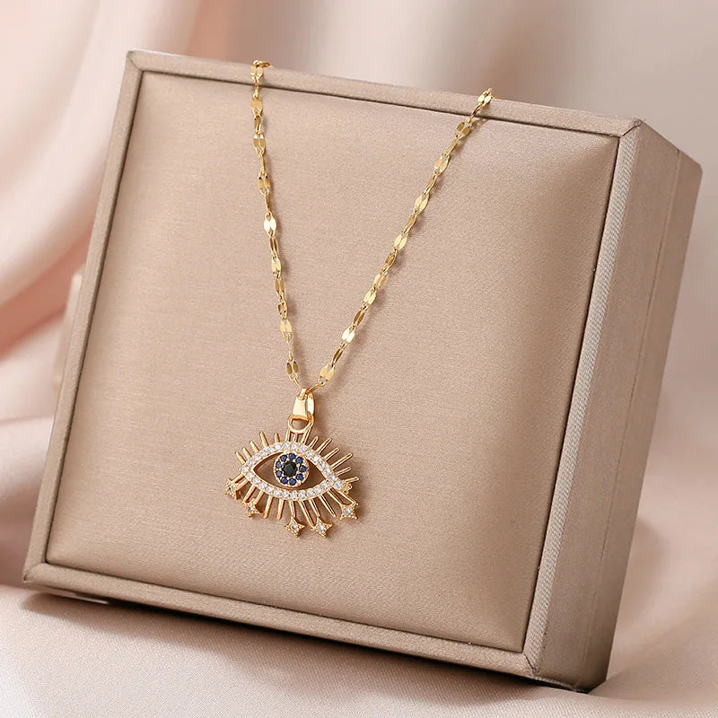 Beschermende halsketting met hanger met stralend blauw oog