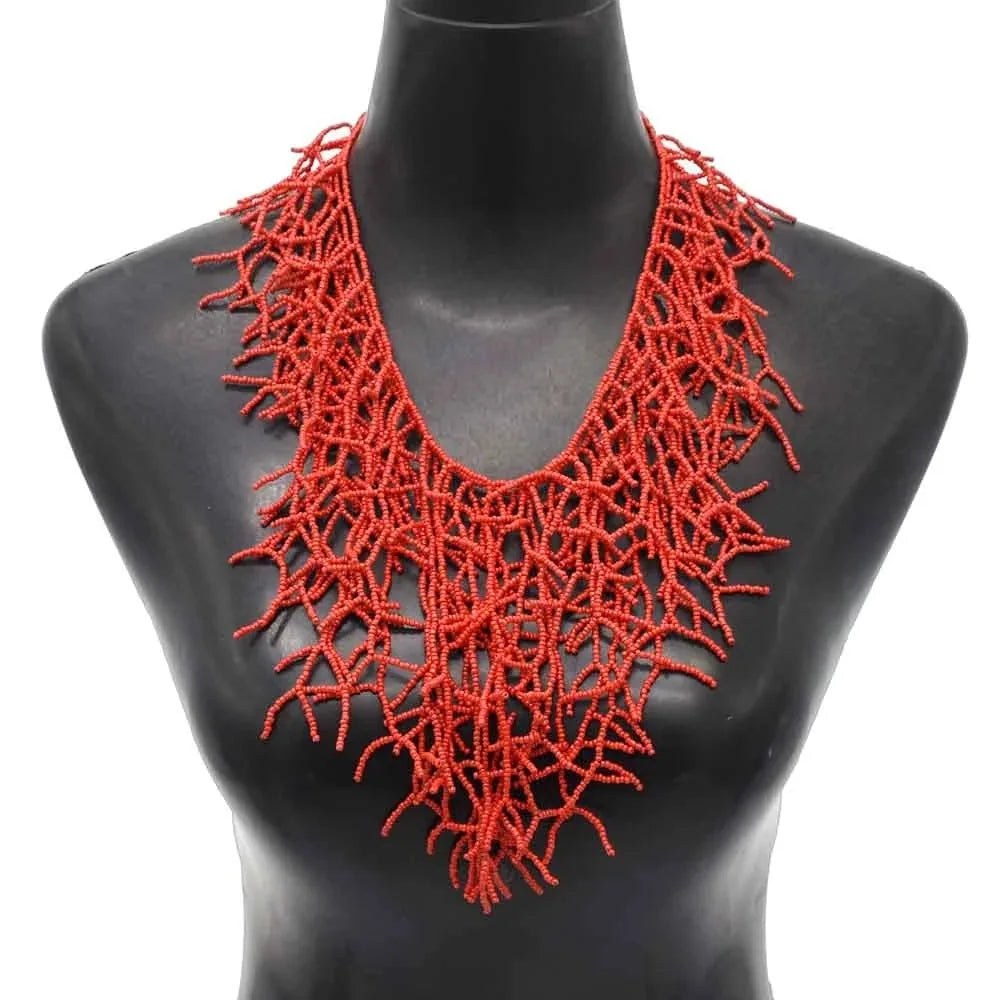 Ketting en borstplaat-hanger koraal rood