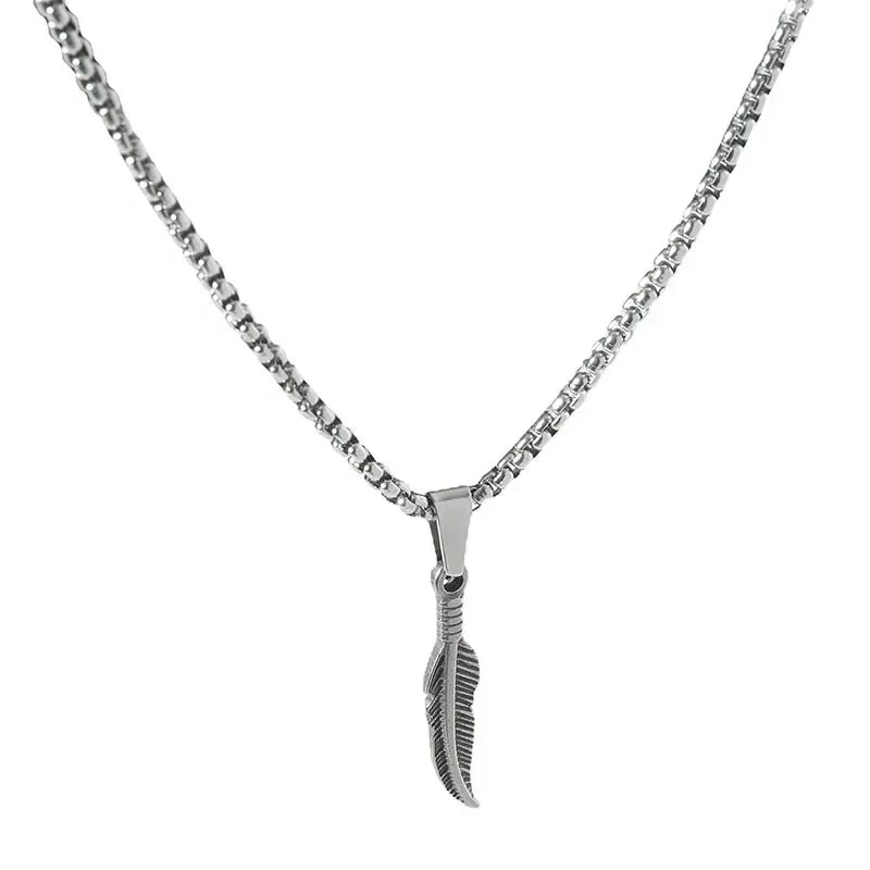 Zilveren ketting met veerhanger