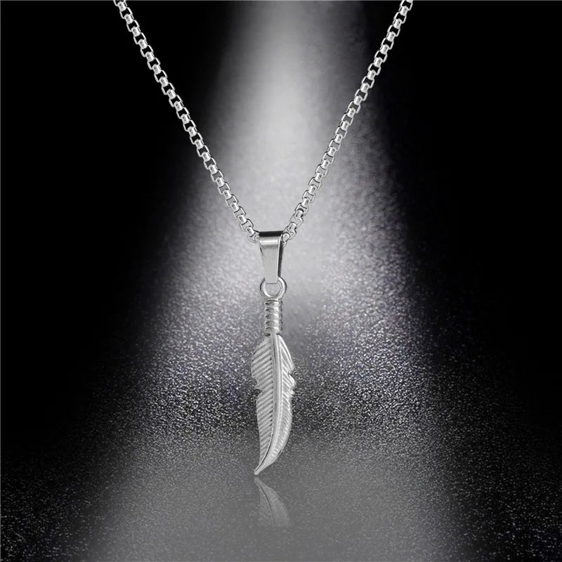 Zilveren ketting met veerhanger