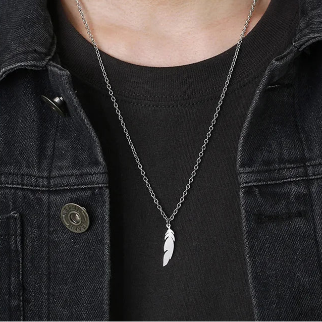 Discrete ketting en veerhanger voor heren