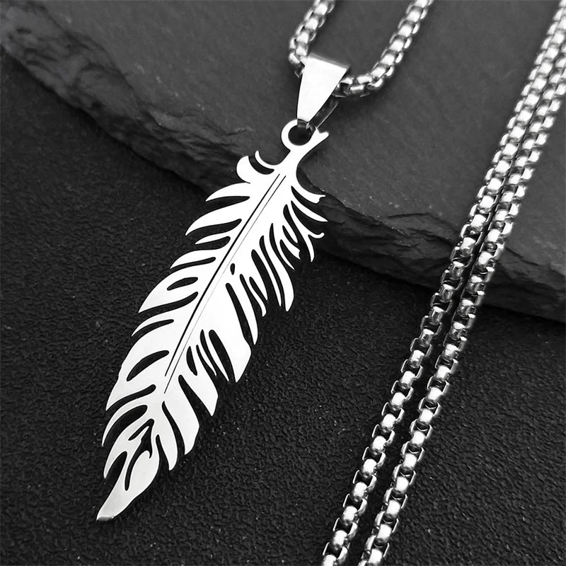 Ketting en hanger veer in roestvrij staal zilver