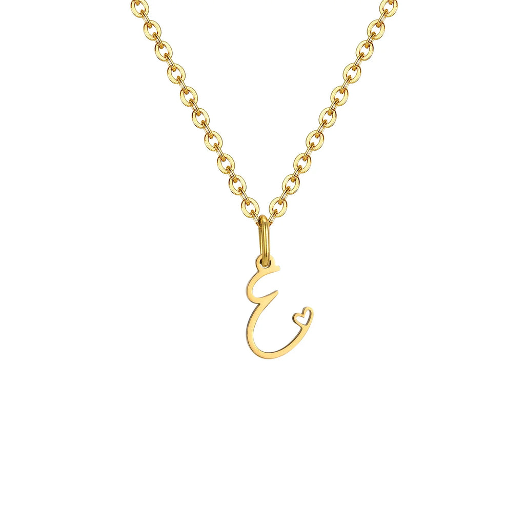 Damesketting met hanger met initiaalletter en hart 