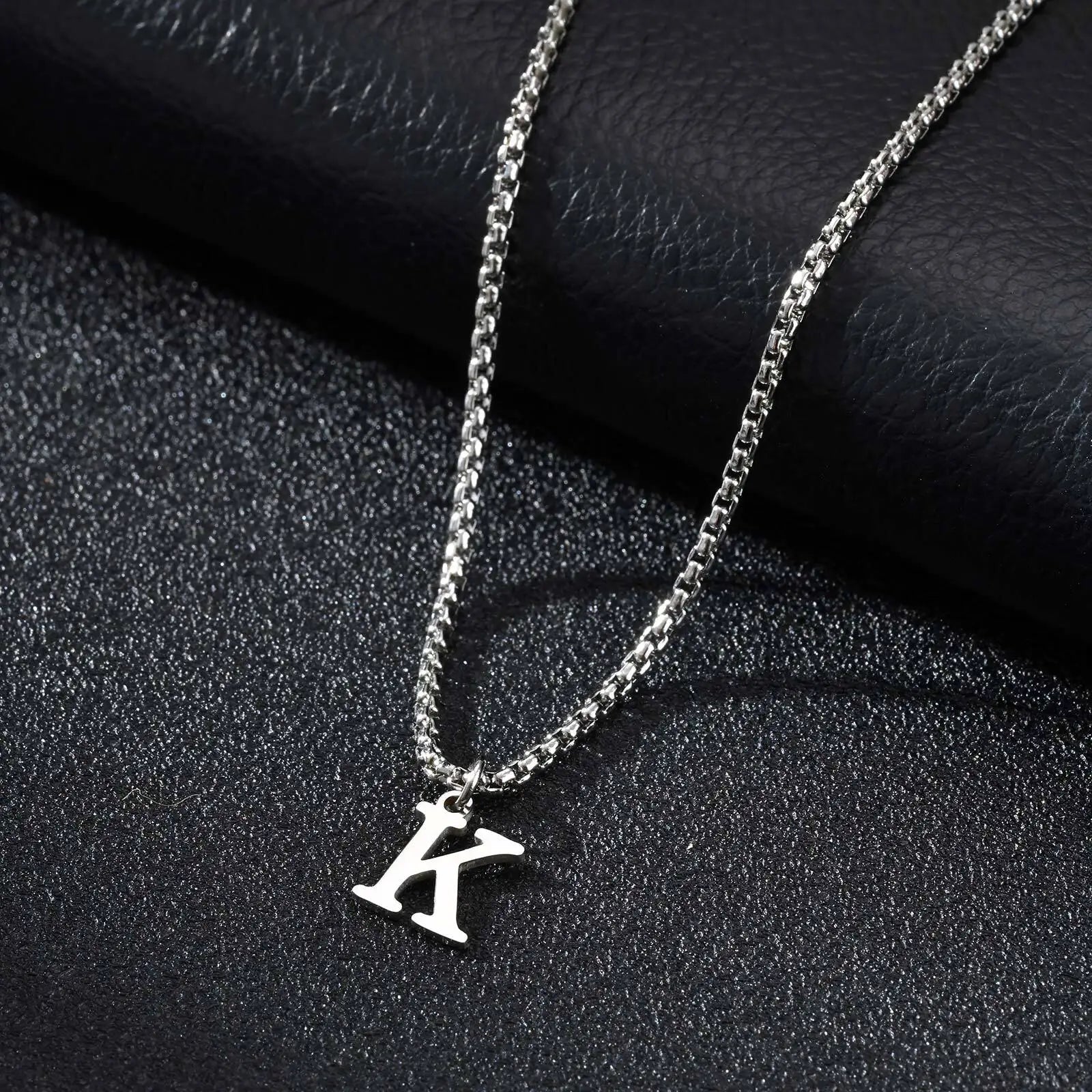 Herenketting met letterhanger k
