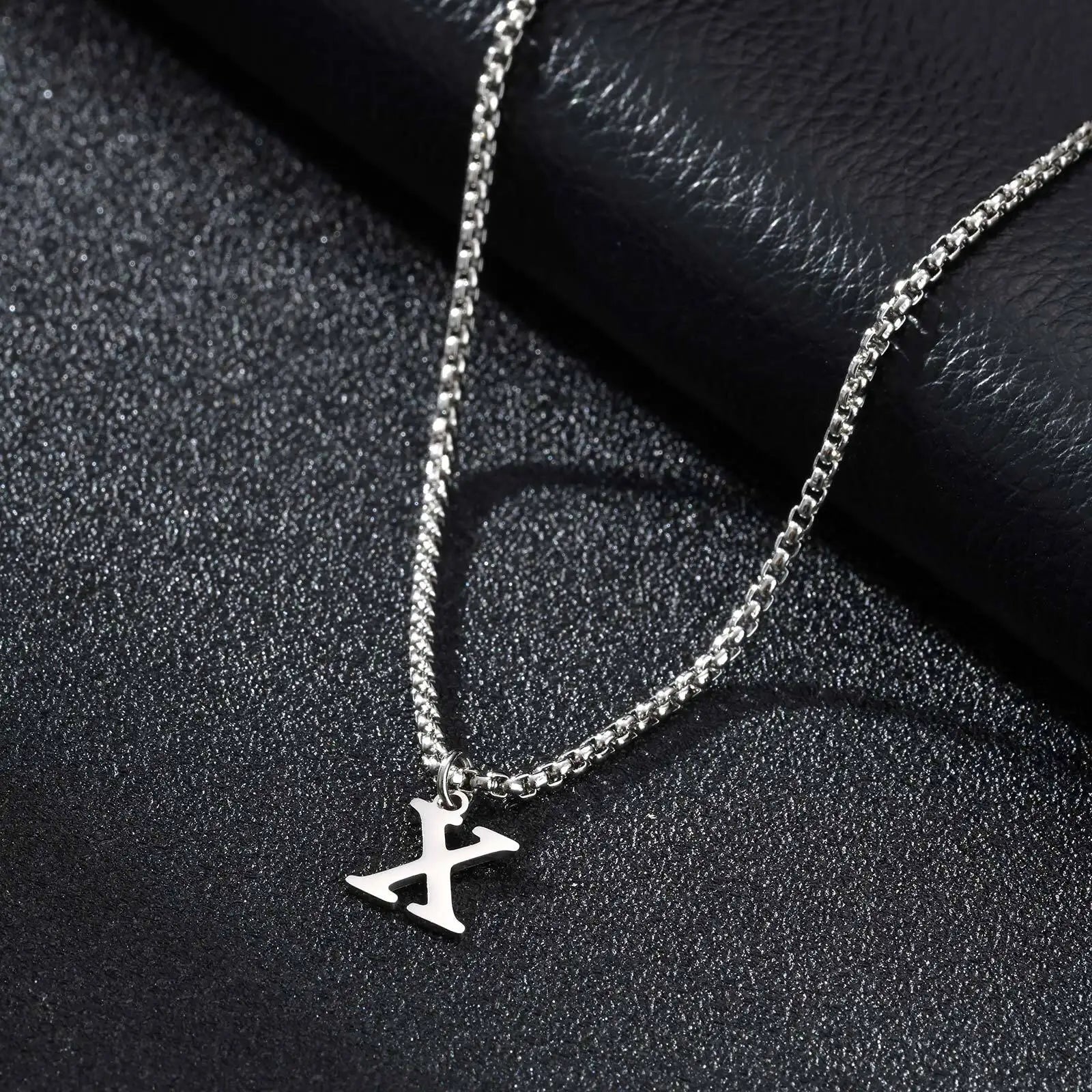 Herenketting met letterhanger x