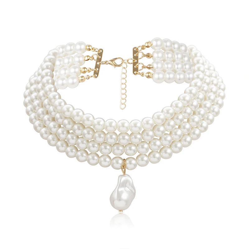 Meerrangige ketting met gouden druppelvormige parelhanger