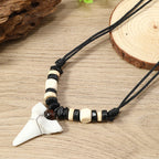 Collier Pendentif avec Dent de Requin 2