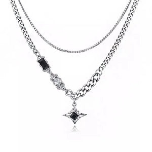 Collier Pendentif  Etoile avec Pierre en Zircon