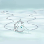 Collier Pendentif Lune en Zircon et Chat