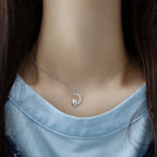 Collier Pendentif Lune et Chats avec Crystal
