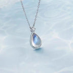 Collier Pendentif Ovale Fertilité de la Femme Pierre de Lune