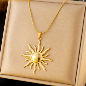 Collier Pendentif Soleil pour Femme