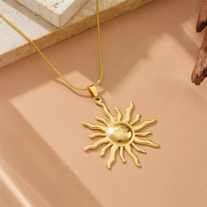 Collier Pendentif Soleil pour Femme